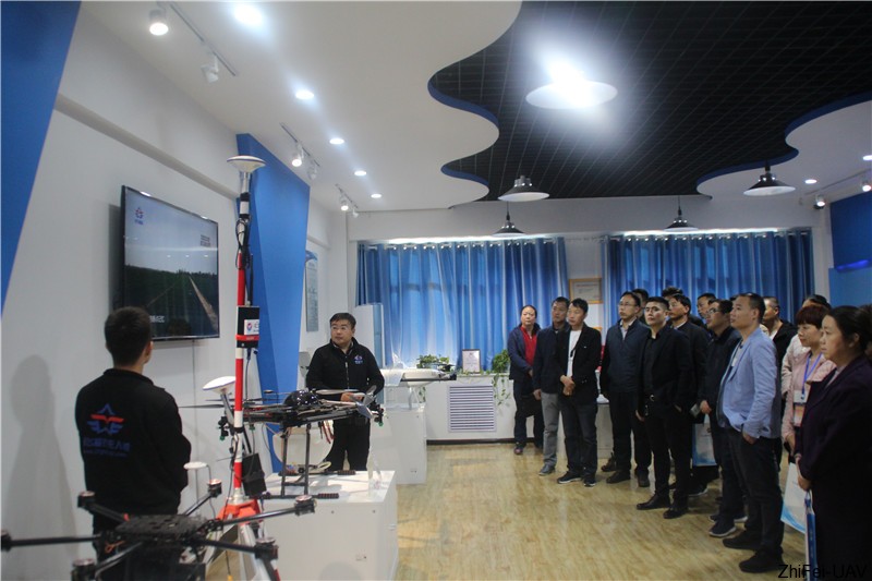 河北智飛極農(nóng)無人機(jī)科技|一鳶科技|行業(yè)定制無人機(jī)