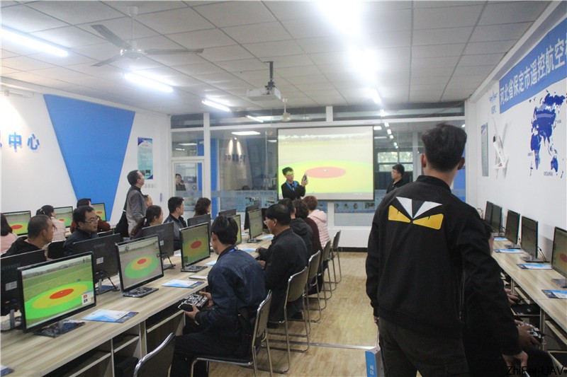 河北智飛極農(nóng)無人機(jī)科技|一鳶科技|行業(yè)定制無人機(jī)