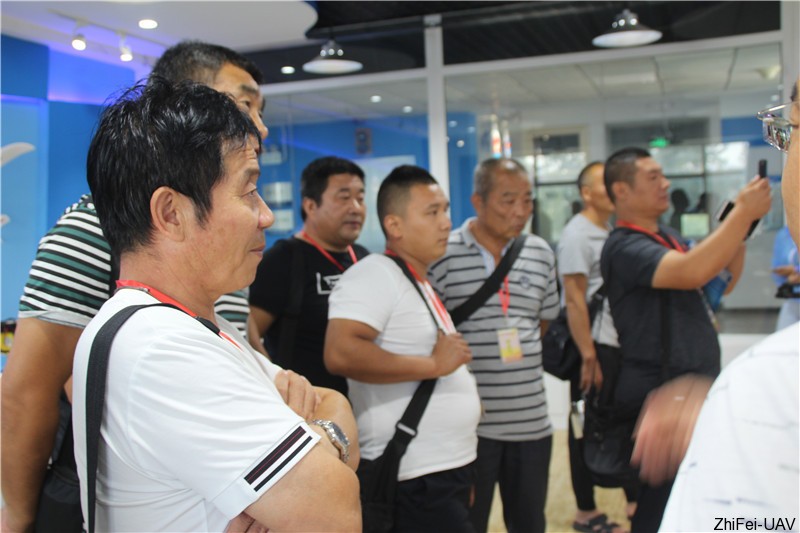 河北智飛極農(nóng)無人機(jī)科技|保定ASFC無人機(jī)駕駛員培訓(xùn)考證|打藥撒藥噴藥植保無人機(jī)