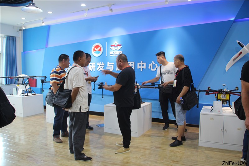 河北智飛極農(nóng)無人機(jī)科技|保定ASFC無人機(jī)駕駛員培訓(xùn)考證|打藥撒藥噴藥植保無人機(jī)