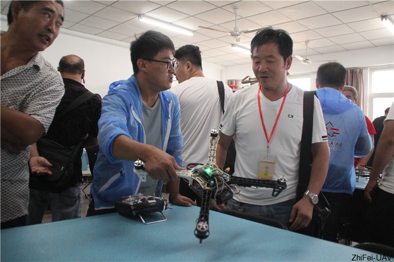 河北智飛極農(nóng)無人機(jī)科技|保定ASFC無人機(jī)駕駛員培訓(xùn)考證|打藥撒藥噴藥植保無人機(jī)