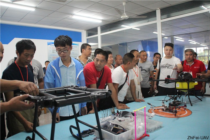 河北智飛極農(nóng)無人機(jī)科技|一鳶科技|行業(yè)定制無人機(jī)